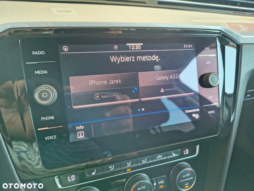 Volkswagen Passat - 26