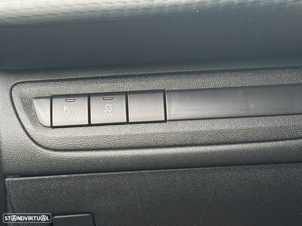 Peugeot 208 1.2 PureTech Active - 24