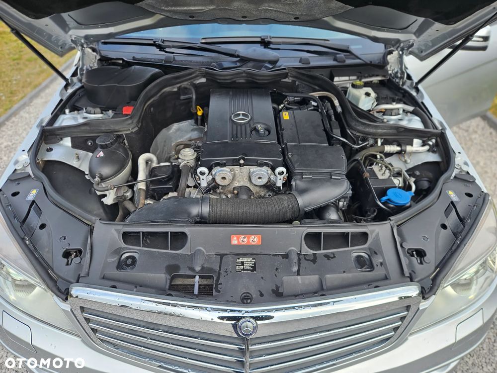 Mercedes-Benz Klasa C 180 K BlueEff Elegance - 15