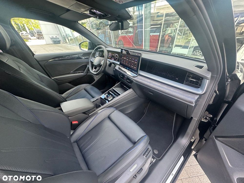 Volkswagen Tayron 2.0 TDI SCR 4Mot R-Line Plus DSG - 13