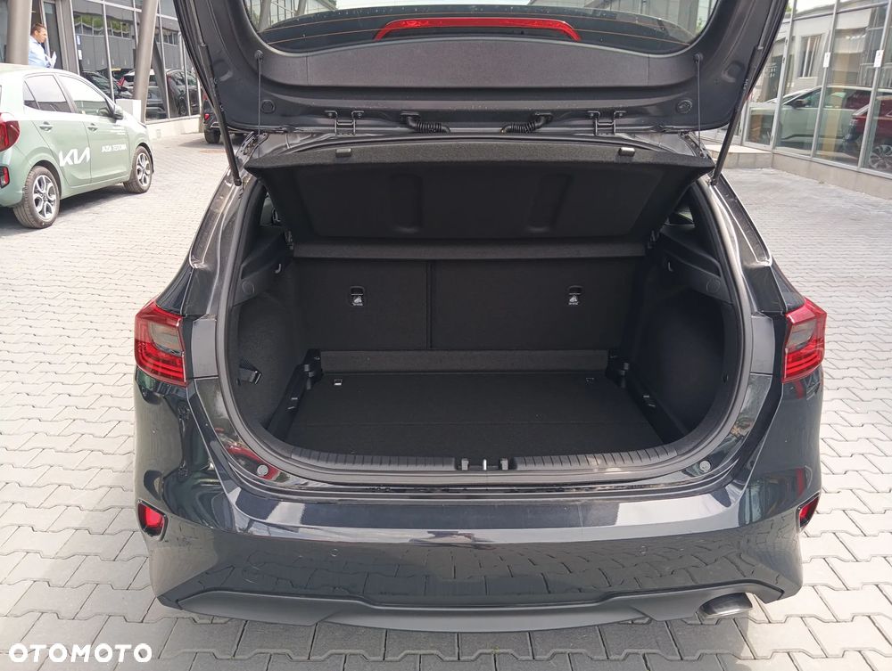 Kia Ceed 1.5 T-GDI Tribute DCT - 12