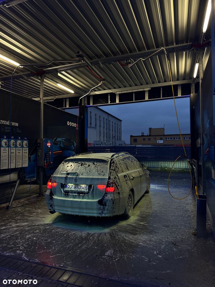 BMW Seria 3 320d DPF - 16