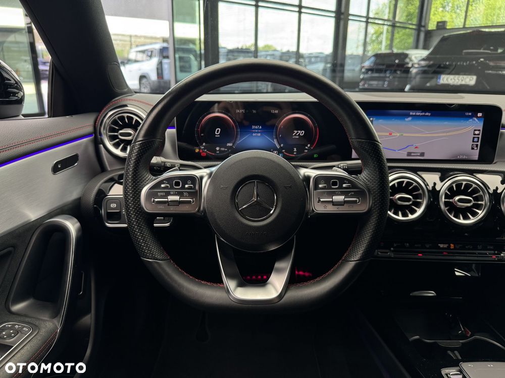 Mercedes-Benz CLA 200 AMG Line 7G-DCT - 17