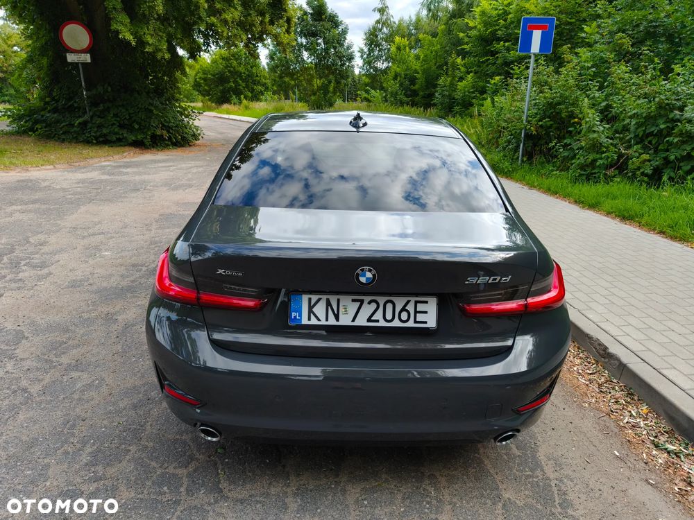 BMW Seria 3 320d xDrive - 4