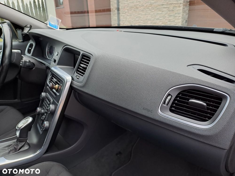 Volvo V60 - 13