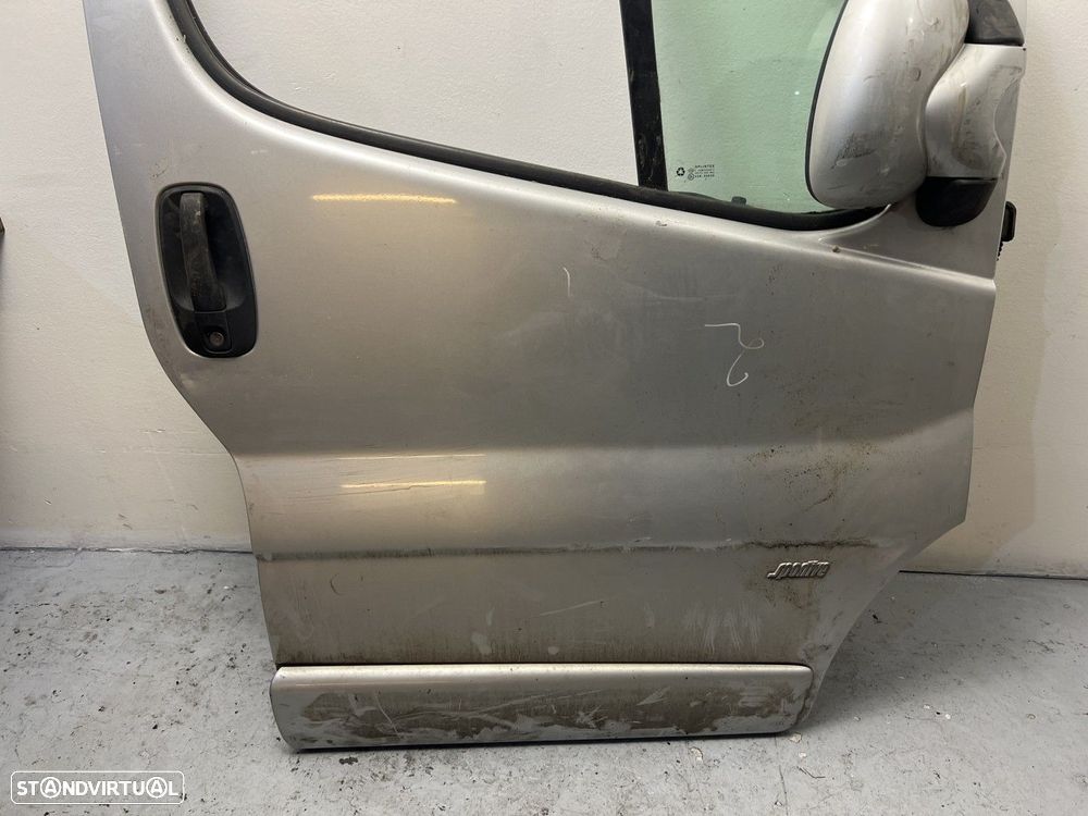 Porta Dto Frente OPEL VIVARO A 2006 Usado - 2