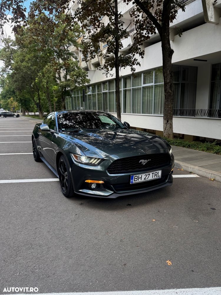 Ford Mustang 2.3 EcoBoost Aut. - 3