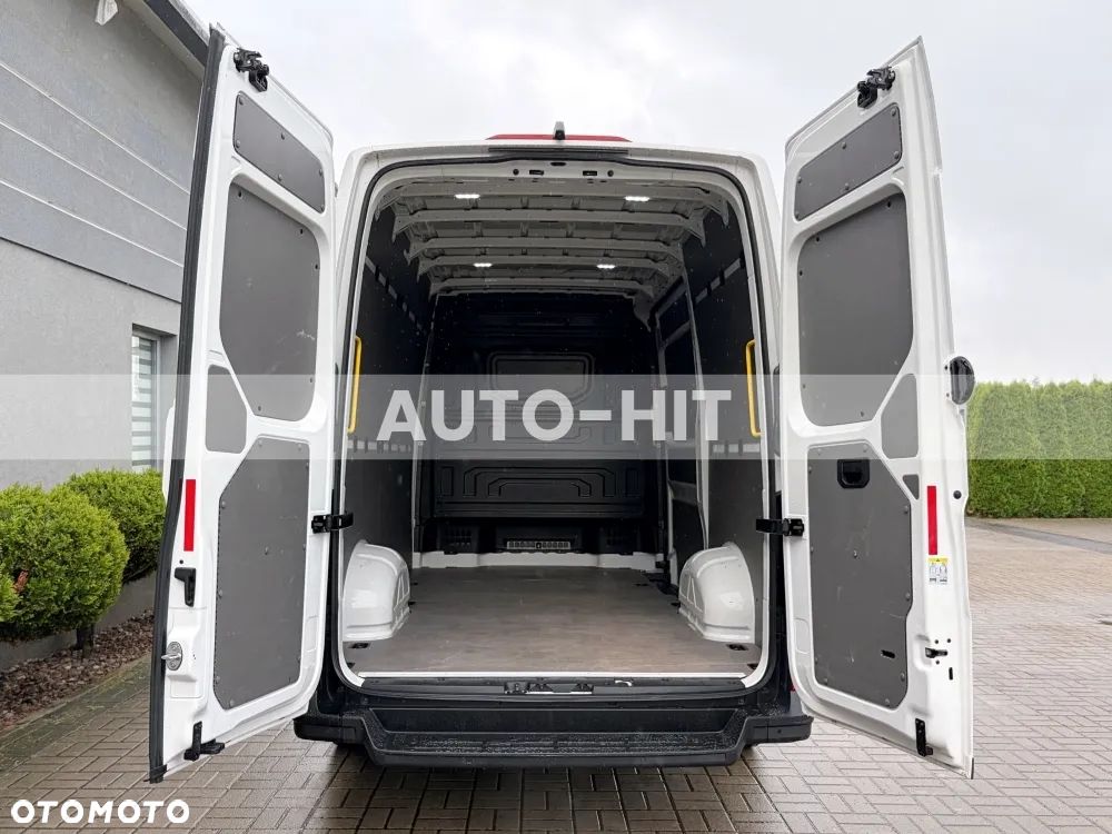 Volkswagen Crafter - 16