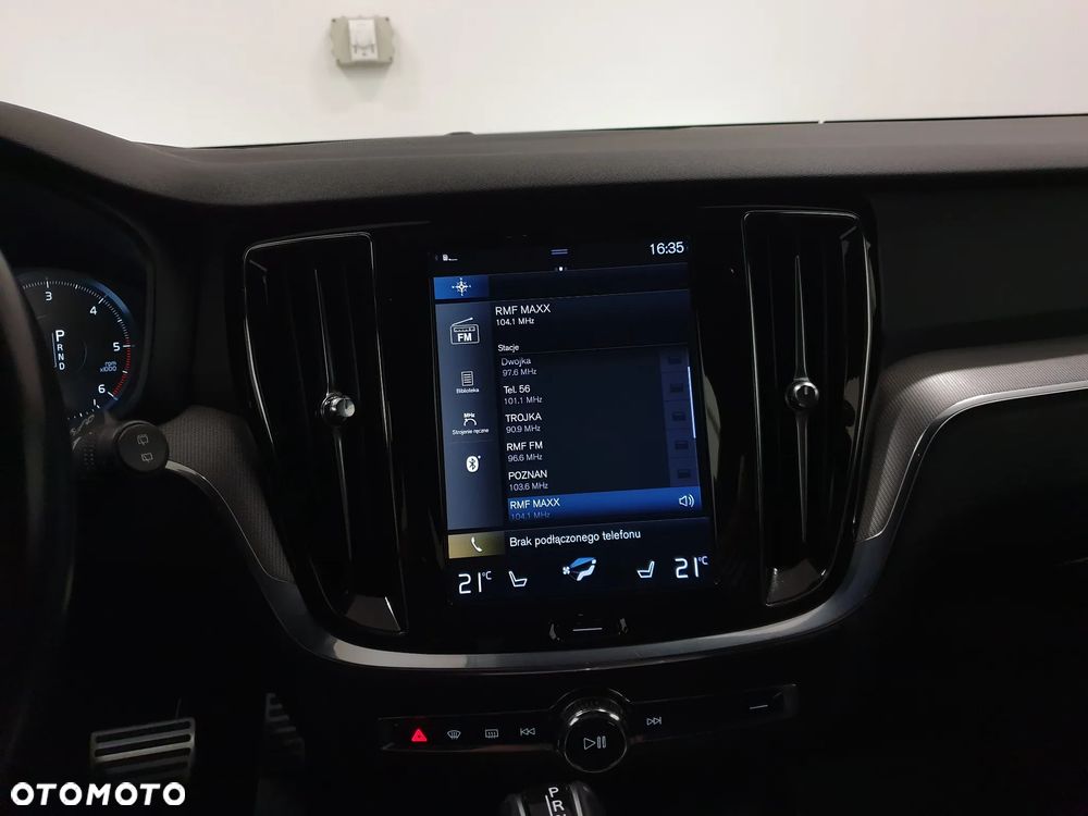 Volvo V60 D3 Geartronic R-Design - 14