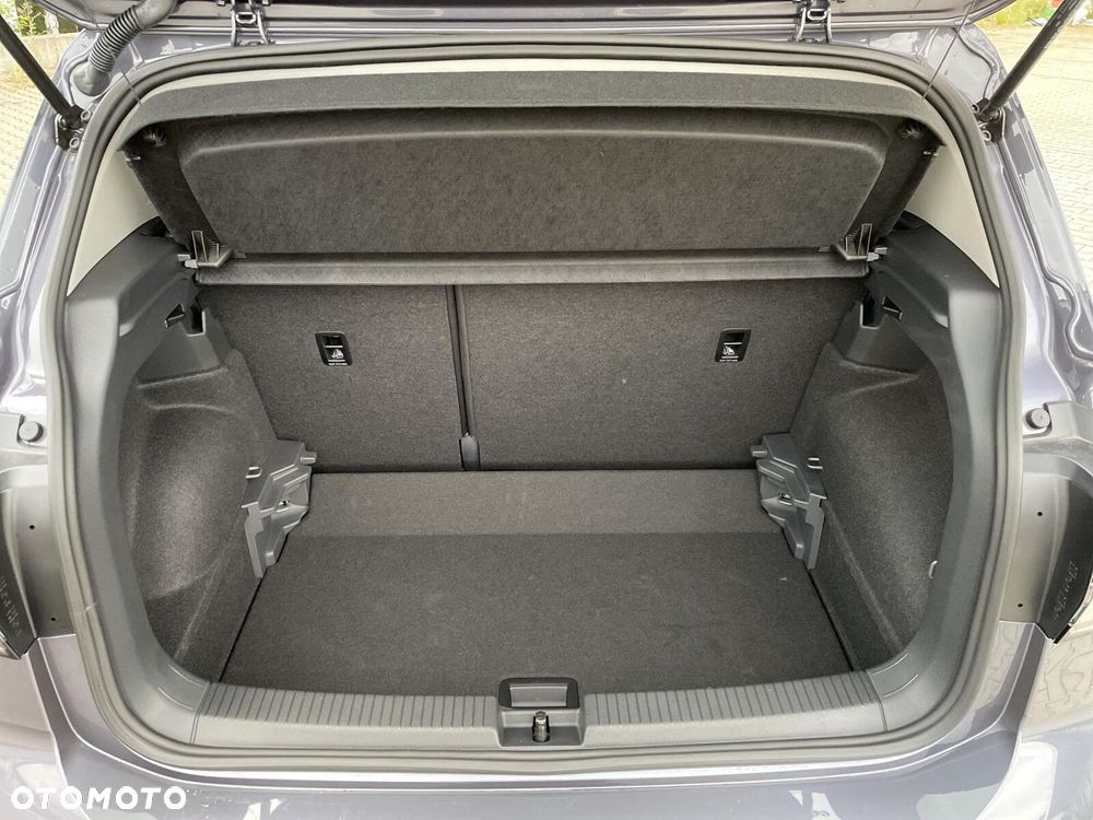 Volkswagen T-Cross - 5