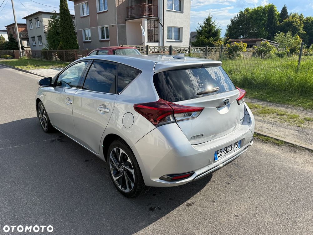 Toyota Auris Hybrid 135 Prestige - 4