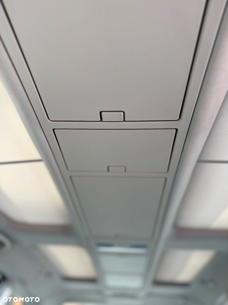 Opel Zafira 2.2 Cosmo - 29