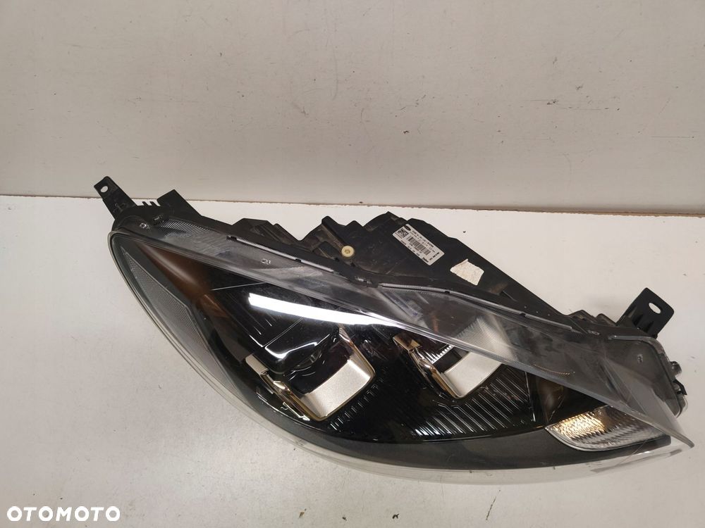 lampa ford kuga mk4 oe 90187826 (prawa) - 2