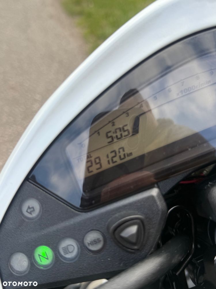 Honda Hornet - 22