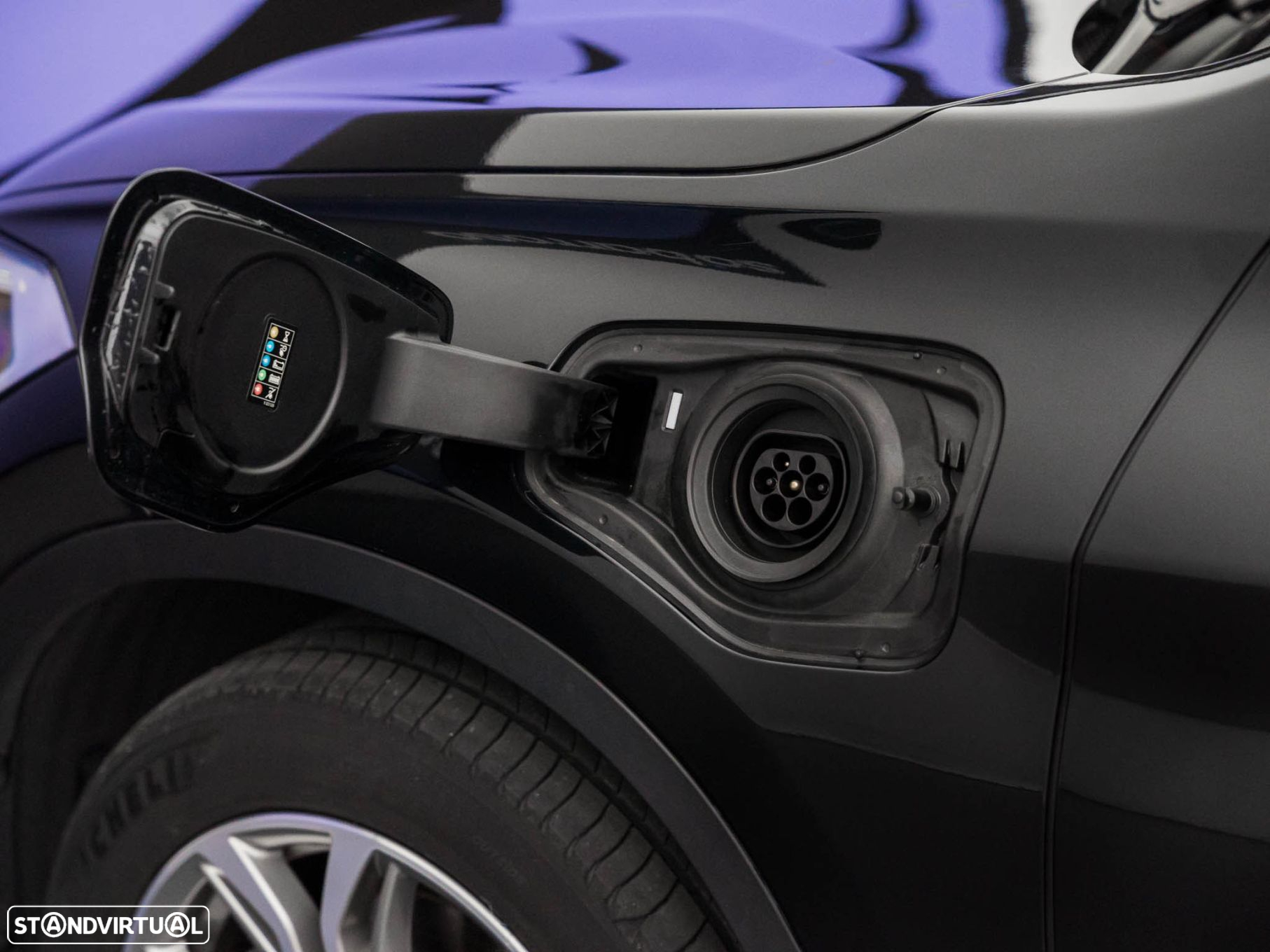 BMW X1 25 e xDrive Corporate Edition - 13