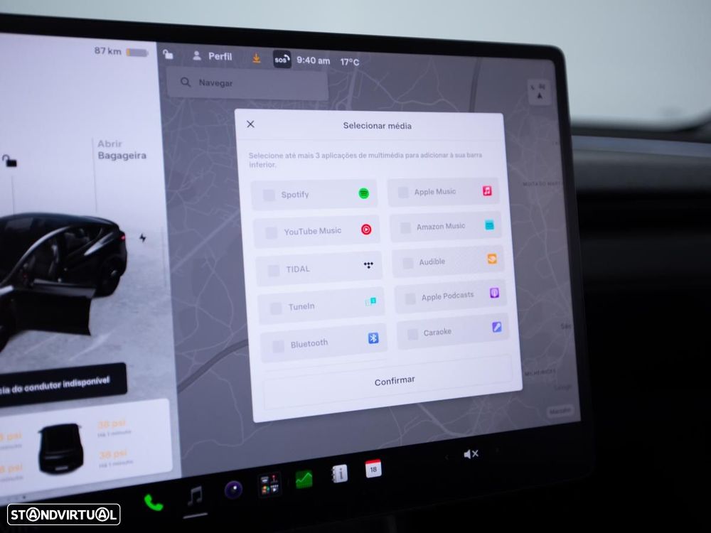 Tesla Model Y Long Range Dual Motor AWD - 29