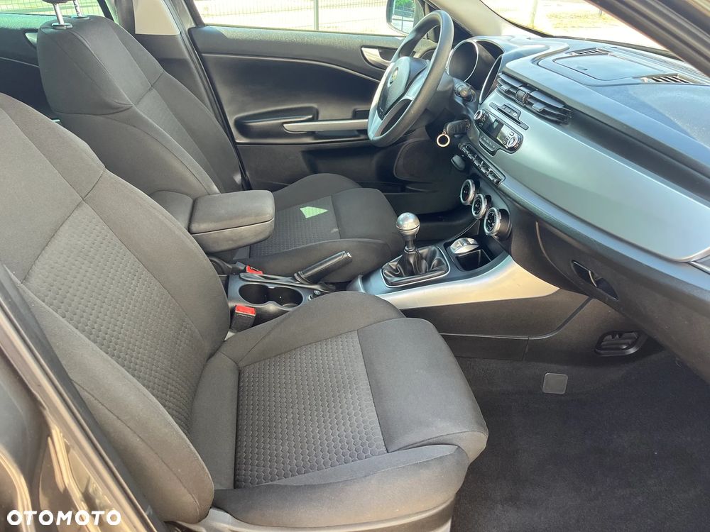 Alfa Romeo Giulietta - 18