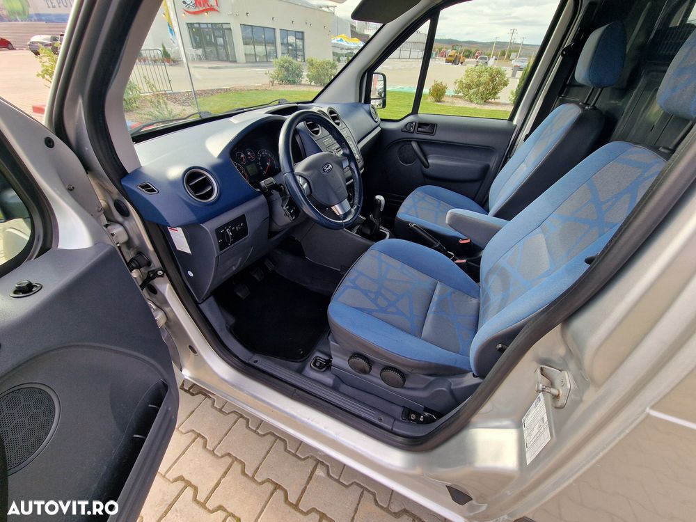 Ford Transit Connect - 6