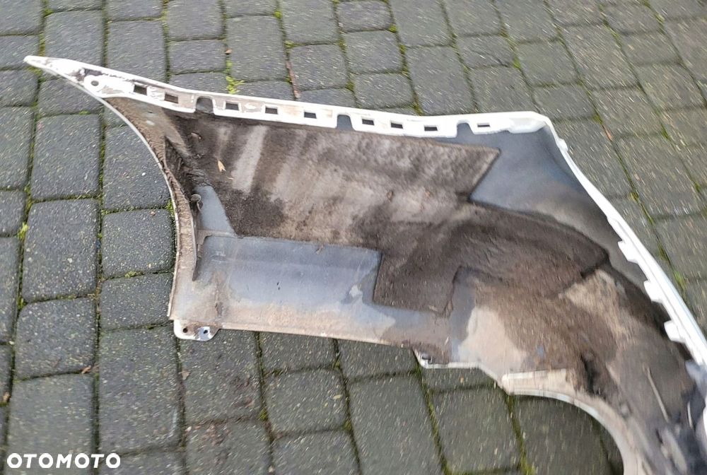 MERCEDES W204 KOMBI ZDERZAK TYLNY TYŁ 3.0 CDI V6 2 WYDECHY 650 BIAŁY - 12