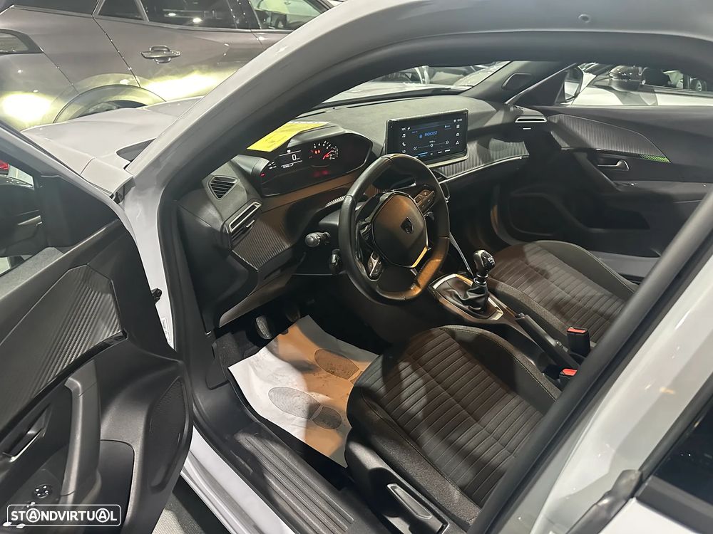 Peugeot 2008 1.2 PureTech Active - 7