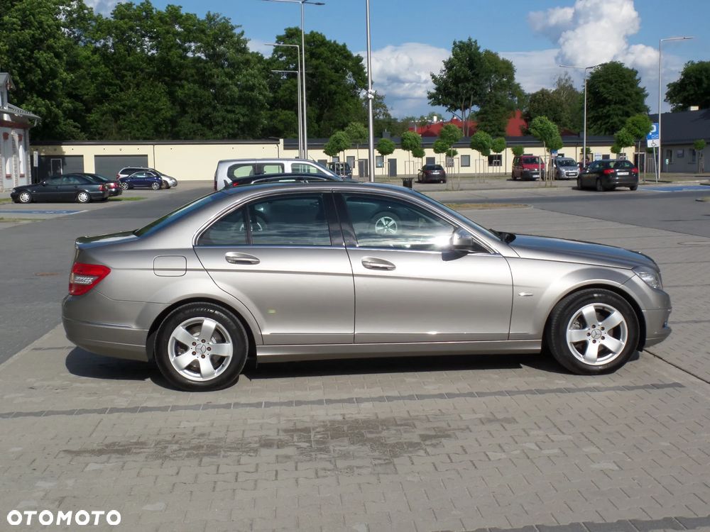 Mercedes-Benz Klasa C 220 CDI Elegance - 3