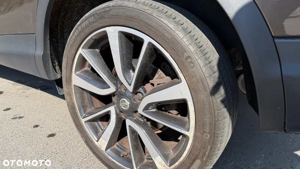Nissan Qashqai 1.6 DCi 4x4 Tekna - 16