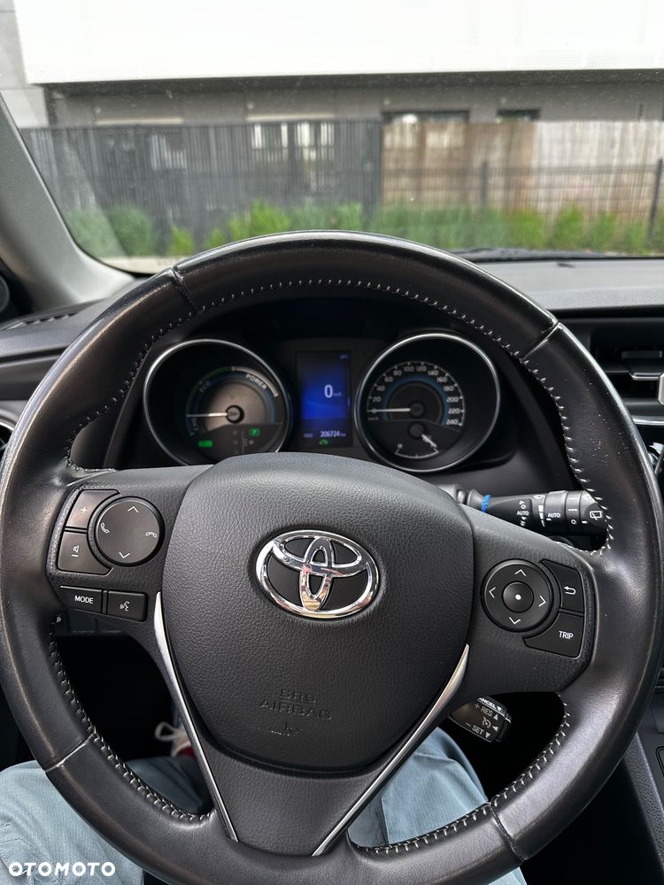 Toyota Auris - 9