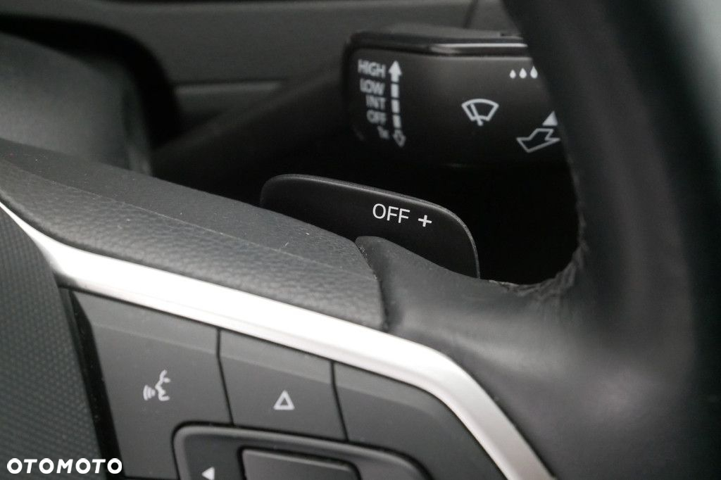 Volkswagen Passat 2.0 TSI Business DSG - 26