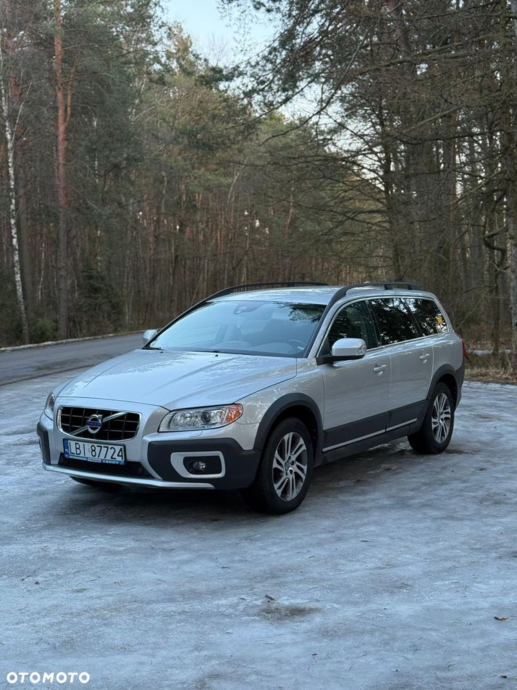 Volvo XC 70 D5 AWD Summum - 1