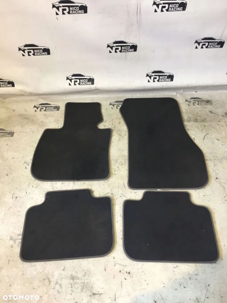 DYWANIKI WELUROWE BMW X1 F48 KOMPLET - 1