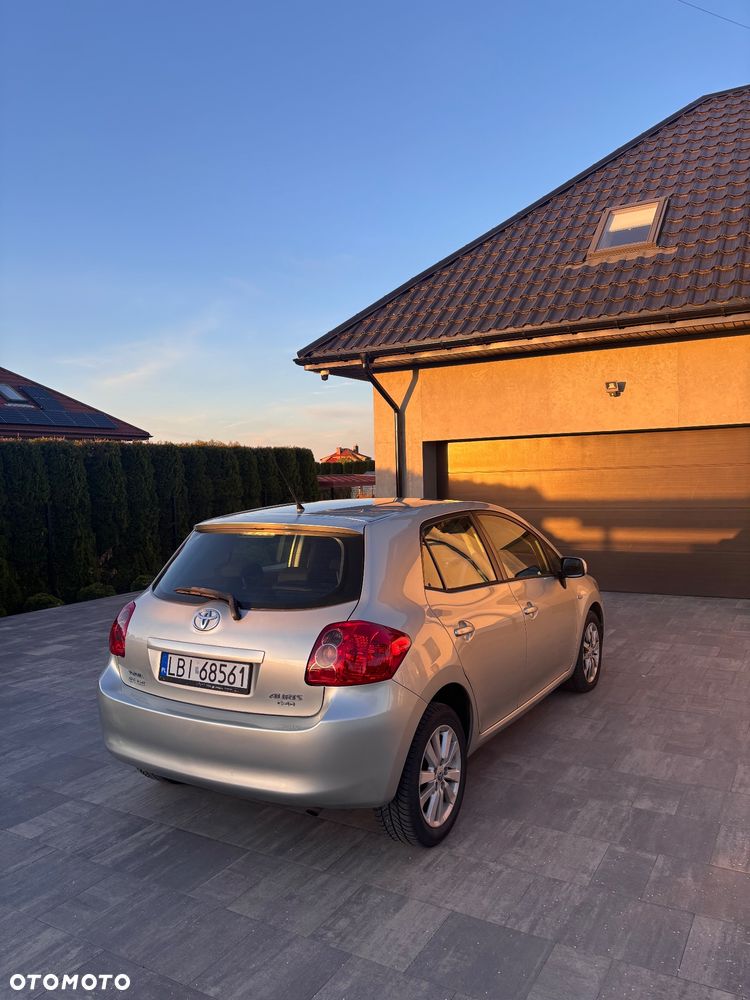 Toyota Auris 1.4 D-4D Premium MM - 5