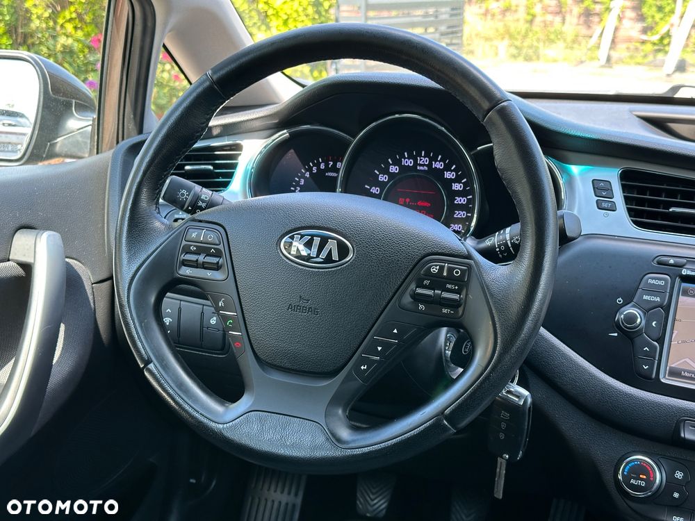 Kia Ceed 1.6 GDI XL - 16