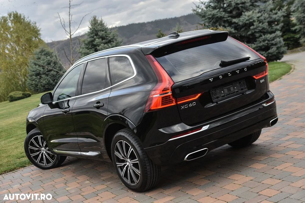 Volvo XC 60 B4 MHEV AT8 AWD Inscription - 14
