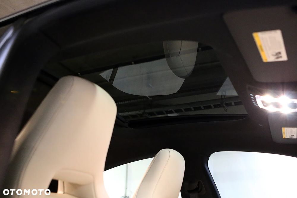 Mercedes-Benz CLA 250 4Matic 7G-DCT AMG Line - 22