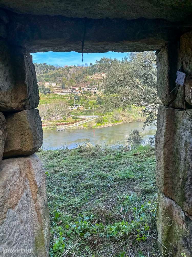 Moradia Devoluta T0 Venda em Tarouquela,Cinfães - Grande imagem: 3/13