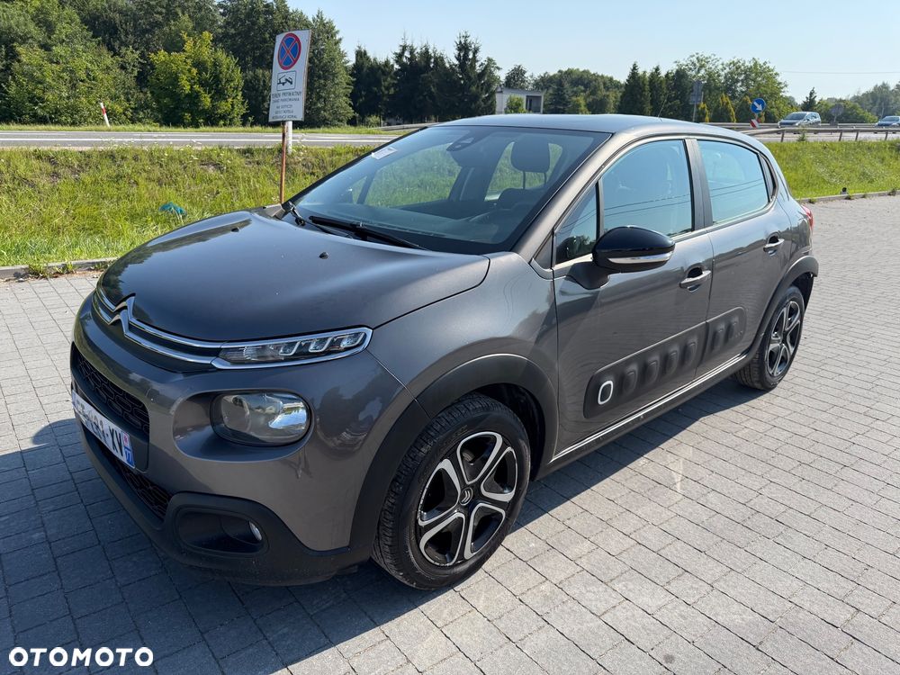 Citroën C3 Pure Tech 82 LIVE - 1