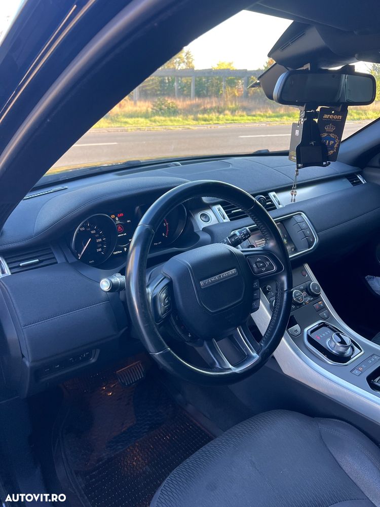 Land Rover Range Rover Evoque - 12