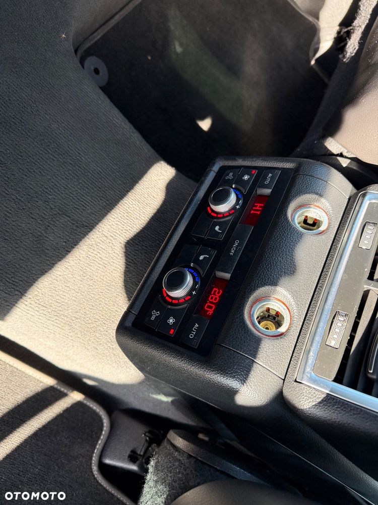 Audi Q7 3.0 TDI DPF quattro tiptronic - 24