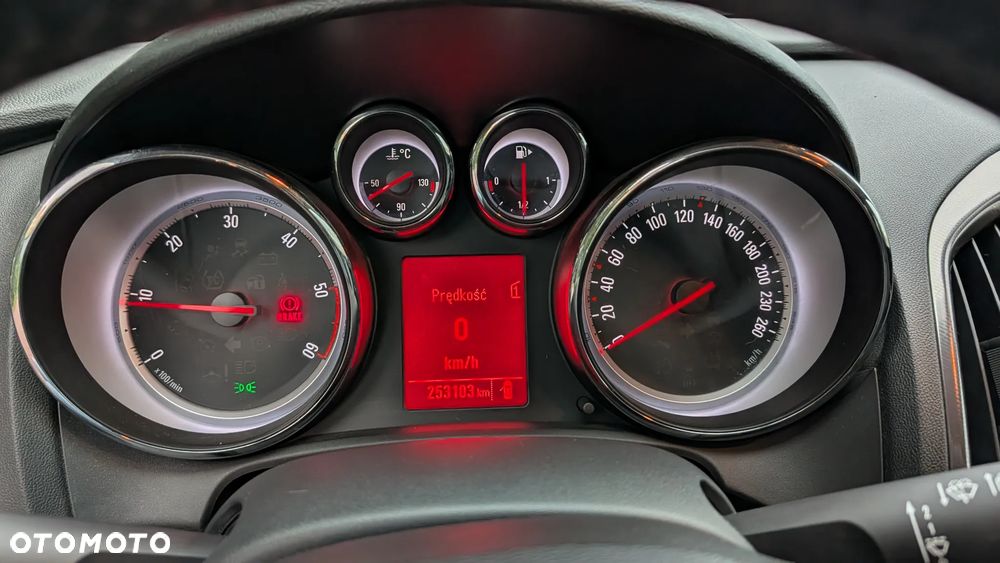 Opel Astra - 13