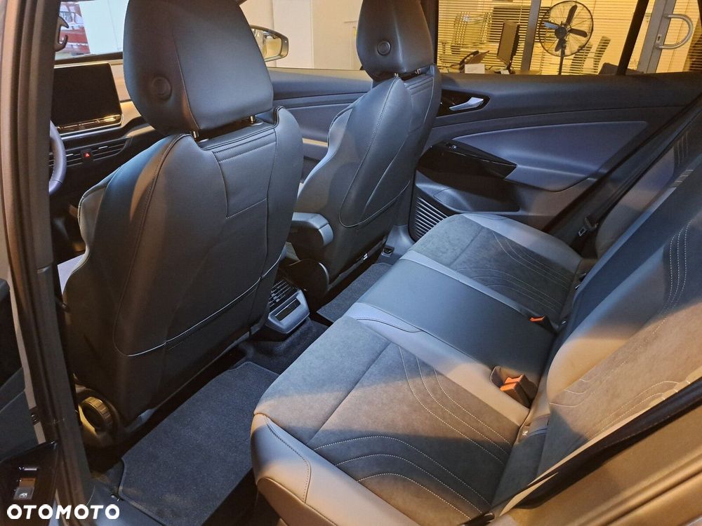 Volkswagen ID.4 52kWh Pure - 15
