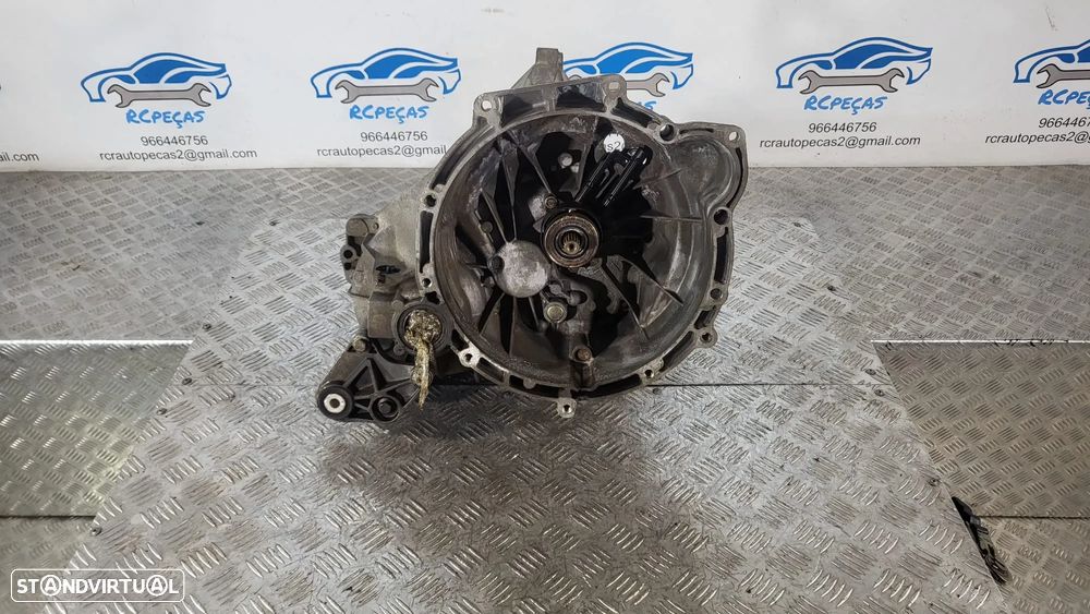 Caixa 5 velocidades 3M5R-7002-ND Ford Volvo 1.6i HWDA - 2