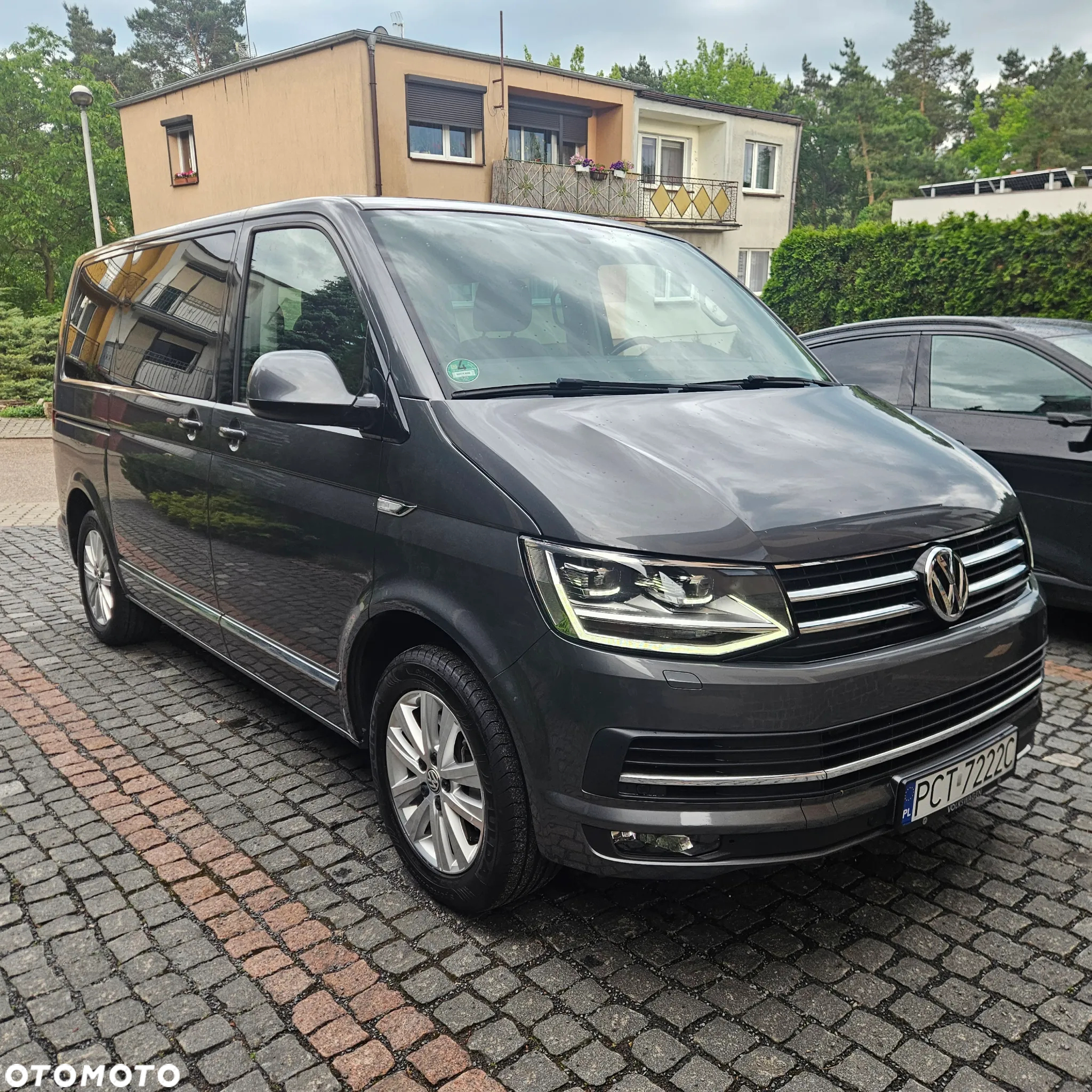 Volkswagen Multivan 2.0 BiTDI L1 Highline DSG - 2