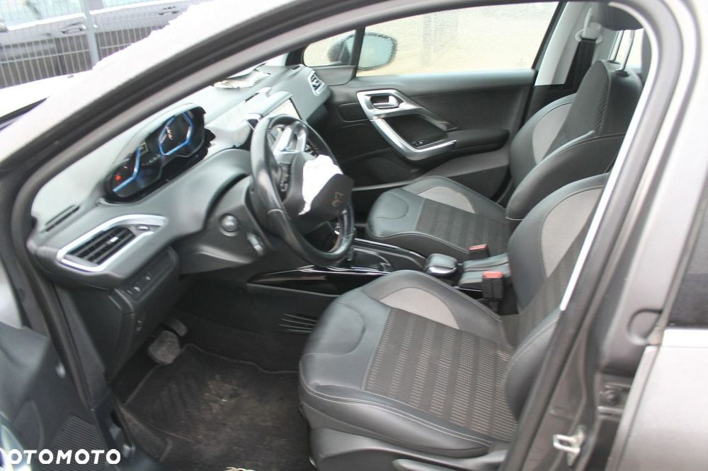 Peugeot 2008 - 9