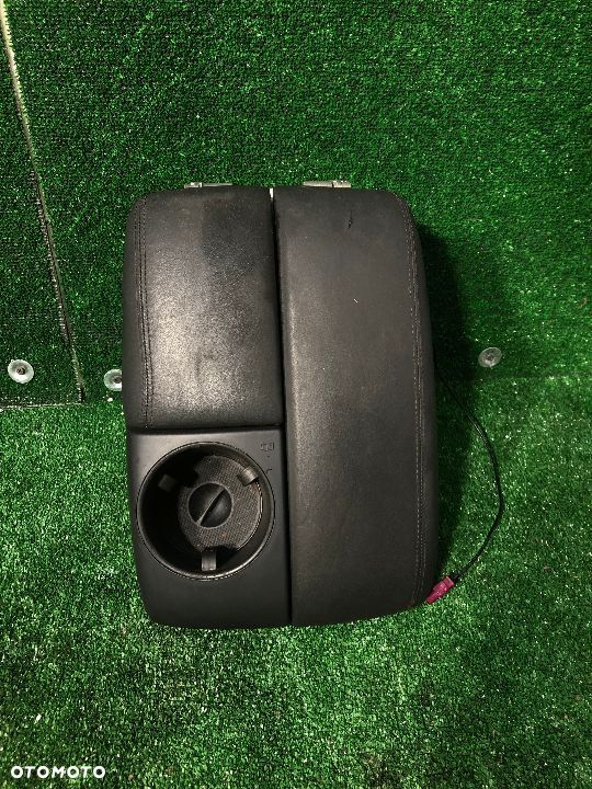 AUDI Q7 4L PODŁOKIETNIK EUROPA CZARNY SKÓRZANY