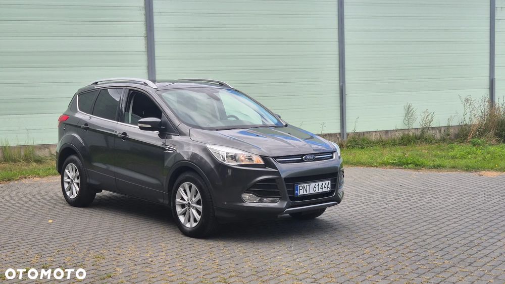 Ford Kuga 2.0 TDCi 2x4 Titanium - 5