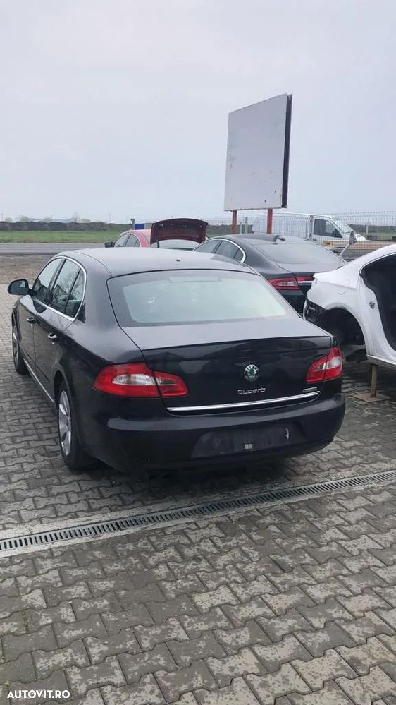 Dezmembram Skoda Superb 1.6 TDI an fabr. 2012 - 3