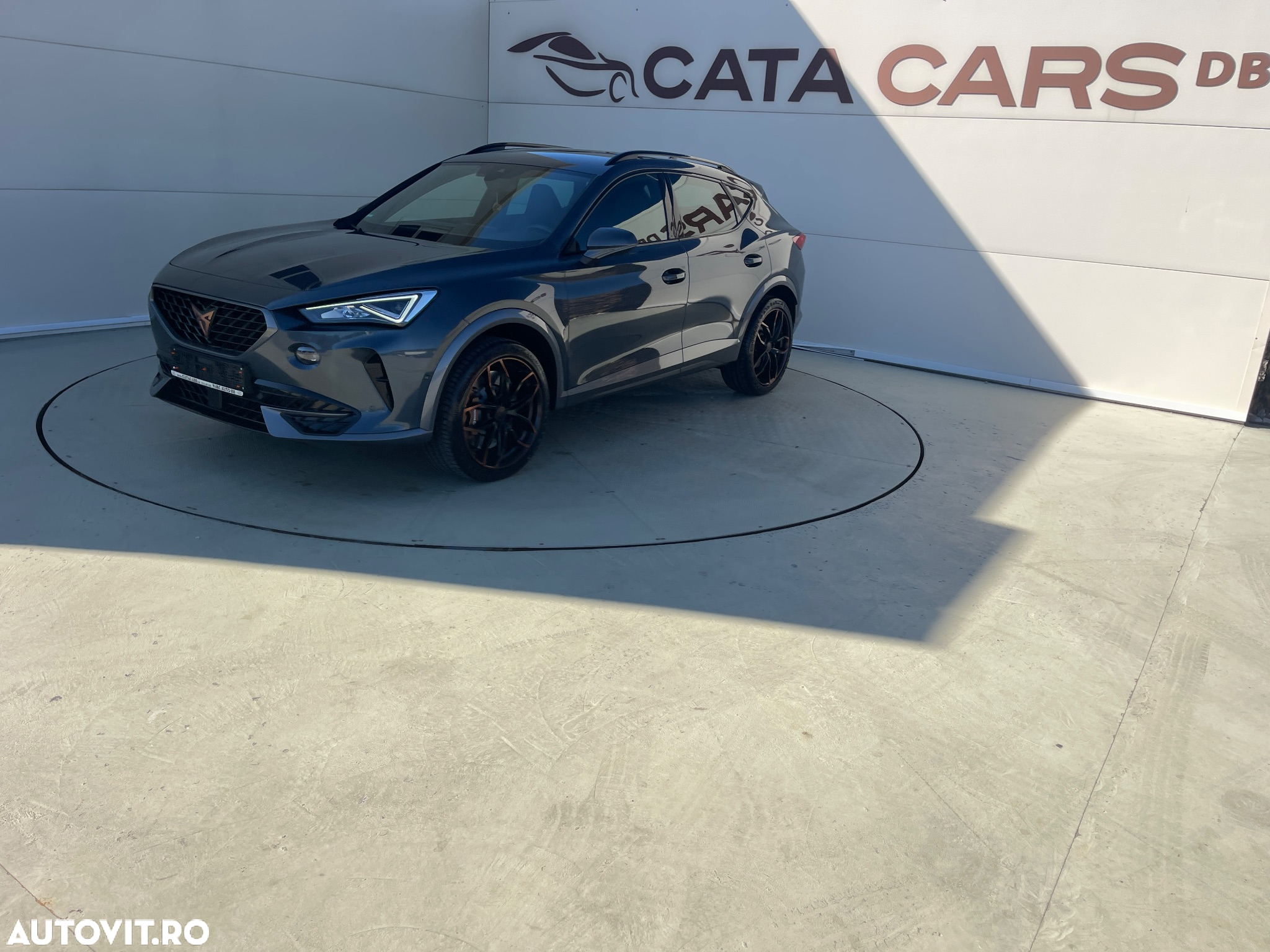 Cupra Formentor VZ 2.0 TSI 4DRIVE DSG - 4