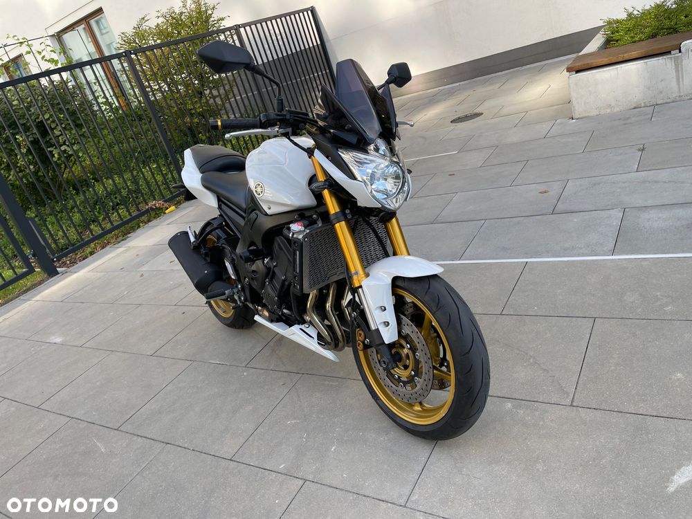 Yamaha FZ - 9
