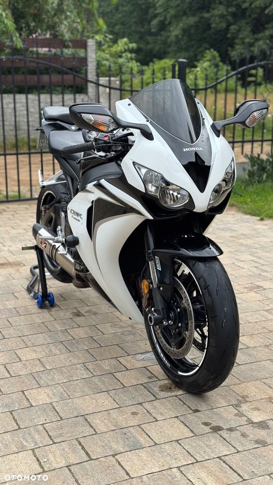 Honda CBR - 3