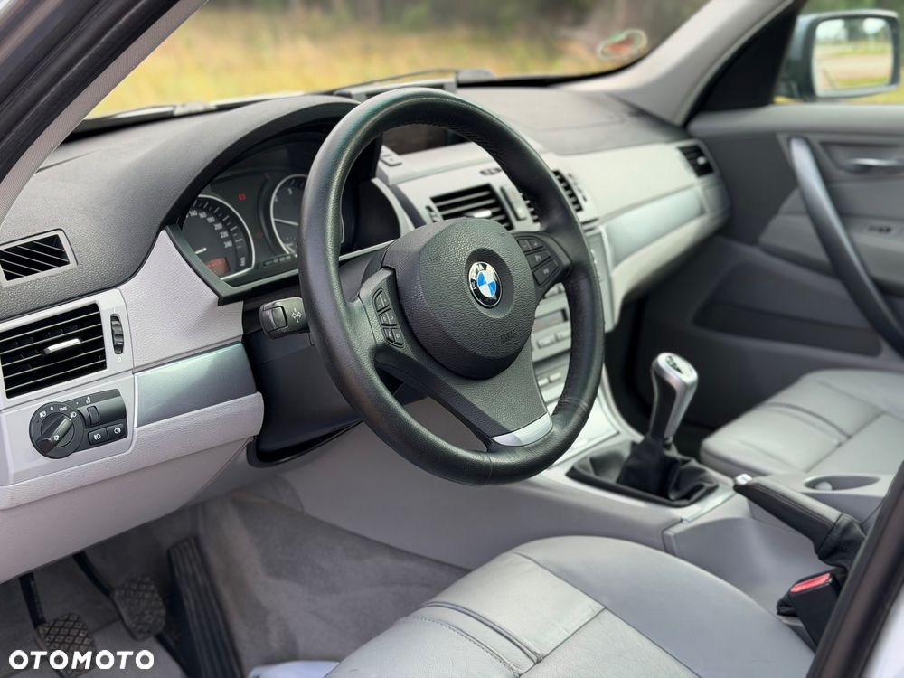 BMW X3 xDrive20d Edition Exclusive - 8
